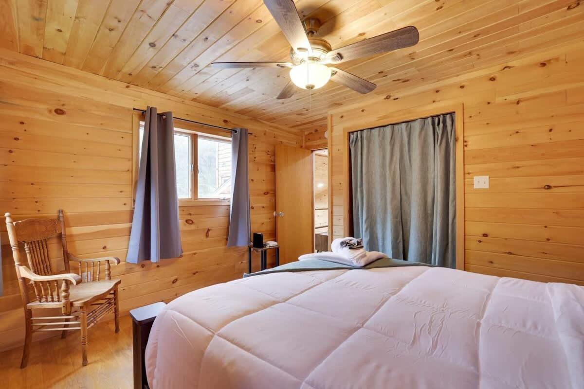 Relax In Blakeslee - Spacious 5Br Home With Bbq Bagian luar foto