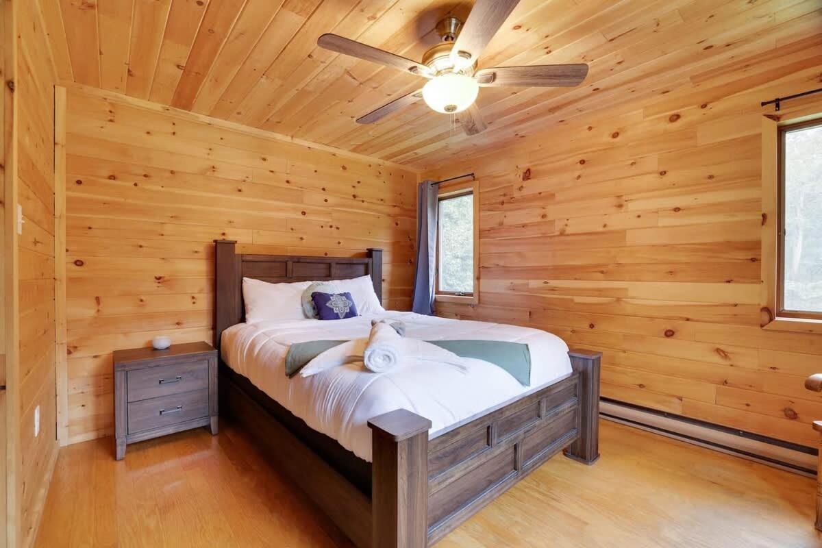 Relax In Blakeslee - Spacious 5Br Home With Bbq Bagian luar foto
